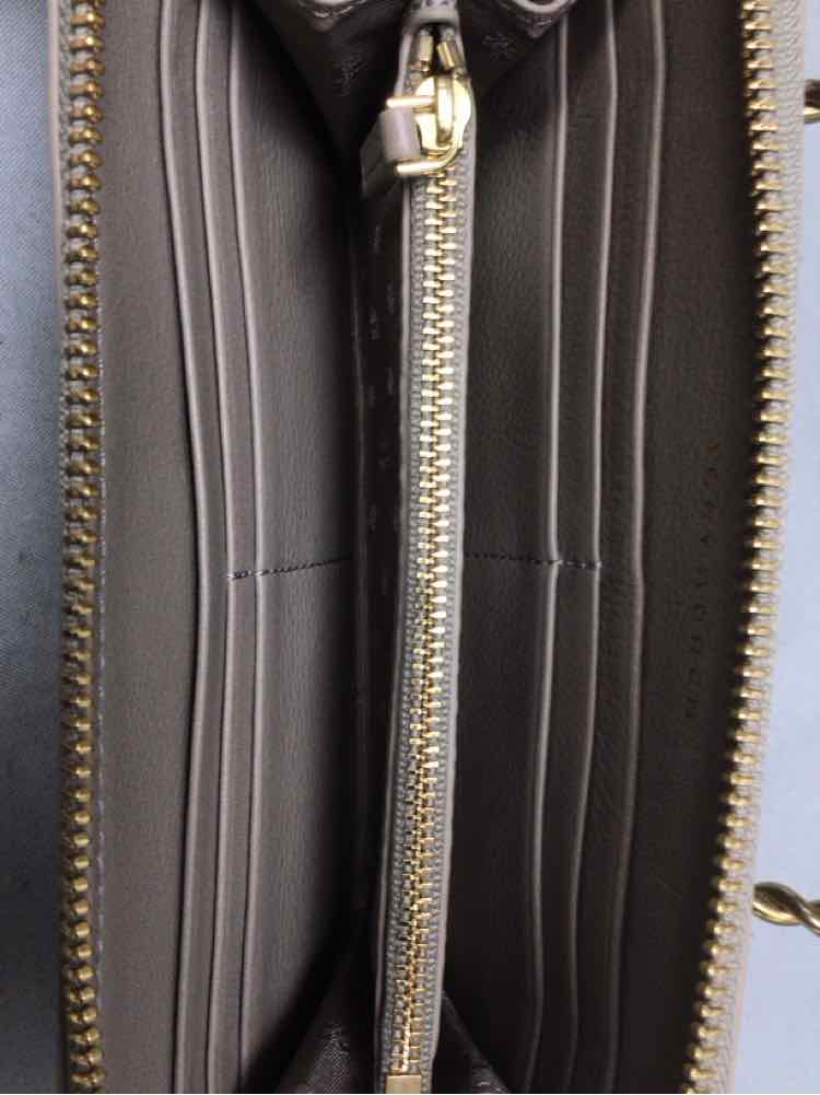 TORY BURCH SIZE LARGE Ladies BAG