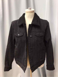 RESERVE FAIRFAX SIZE MEDIUM Ladies JACKET