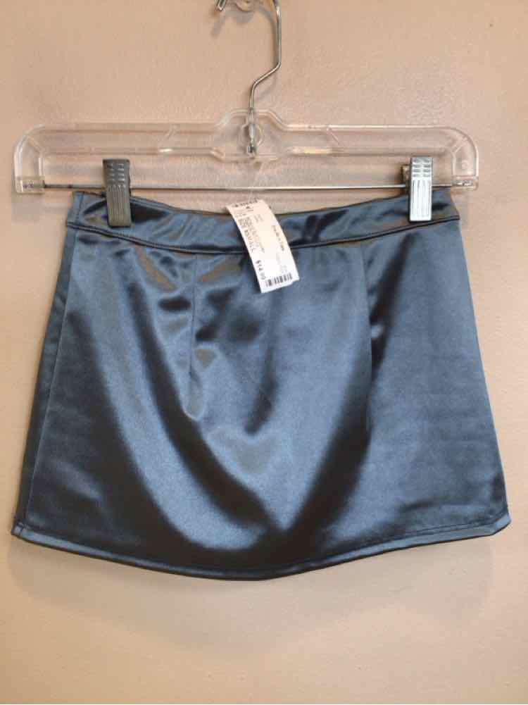URBAN OUTFITTERS SIZE XSMALL Ladies SKIRT
