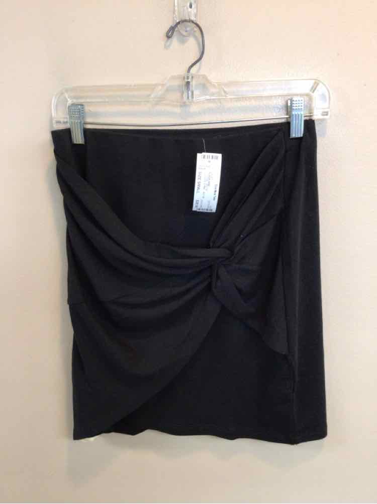 DOE & RAE SIZE SMALL Ladies SKIRT