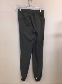 LULULEMON SIZE 2 Ladies EXERCISE