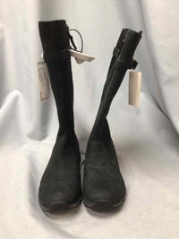 EDDIE BAUER SIZE 6 Ladies SHOES