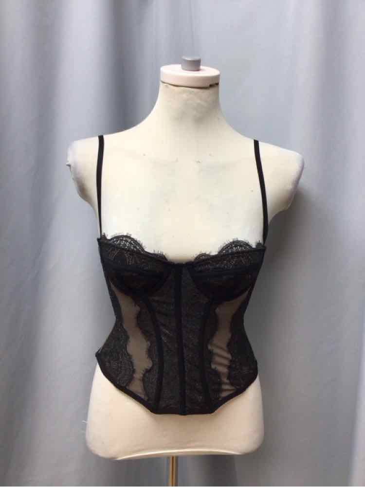 OUT FROM UNDER SIZE SMALL Ladies BLOUSE