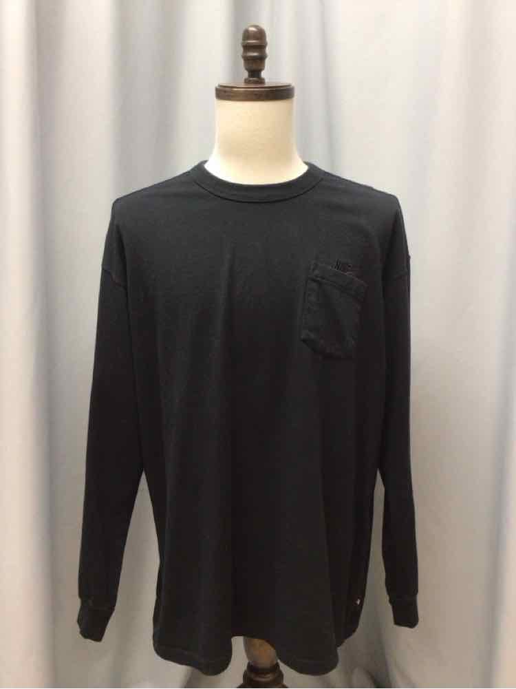 SIZE X LARGE NIKE Men's SHIRTS