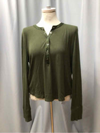 EVEREVE SIZE LARGE Ladies TOP