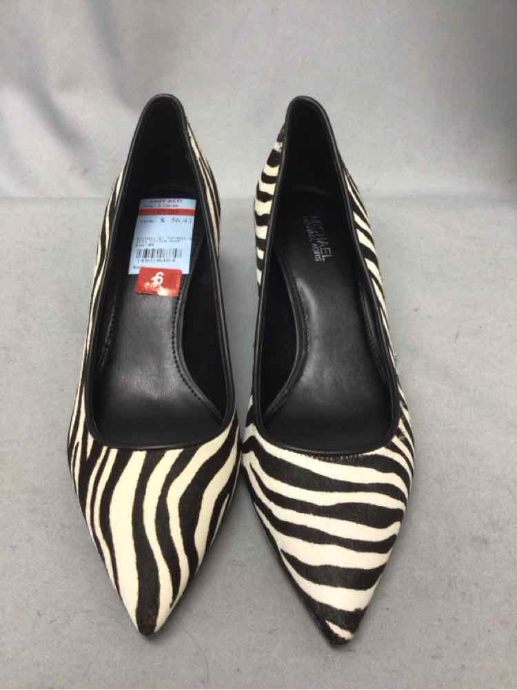 MICHAEL KORS SIZE 6 Ladies SHOES