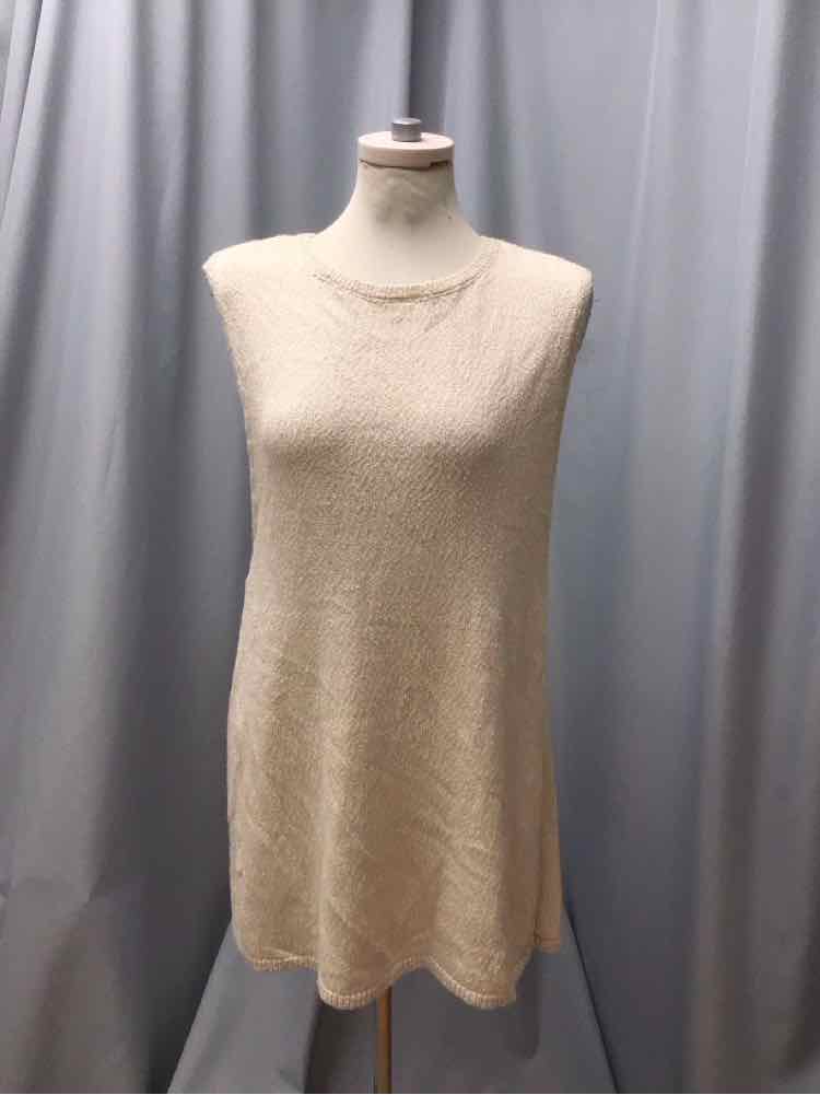 FREE PEOPLE SIZE MEDIUM Ladies TOP