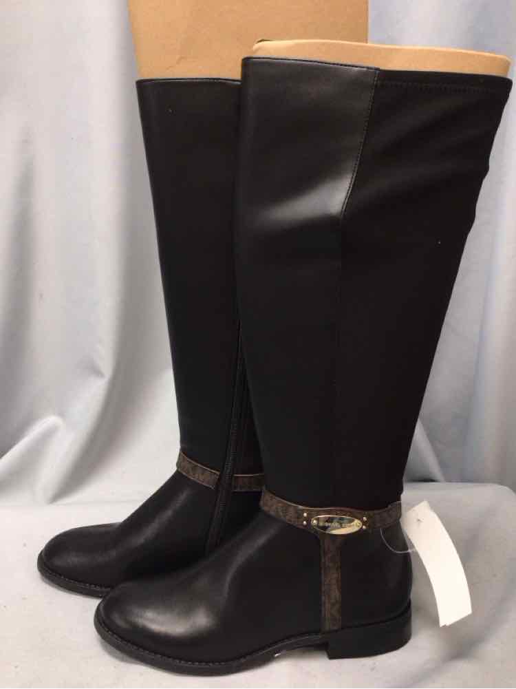 MICHAEL KORS SIZE 6 Ladies SHOES
