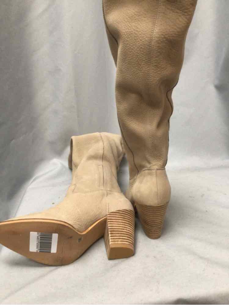 LUCKY SIZE 6 1/2 Ladies SHOES