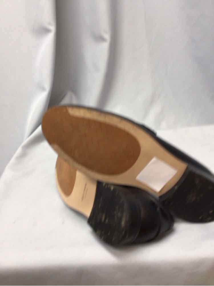 COLE HAAN SIZE 8 1/2 Ladies SHOES