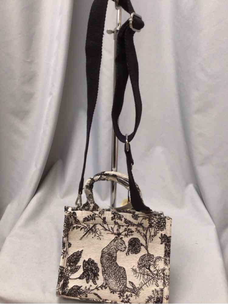 A NEW DAY Ladies BAG