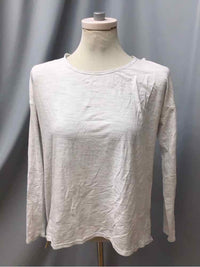 LULULEMON SIZE 4 Ladies EXERCISE
