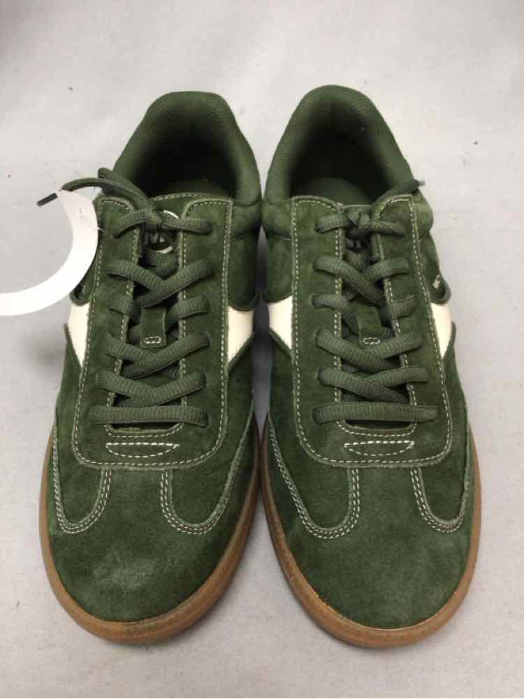 MICHAEL KORS SIZE 8 Ladies SHOES