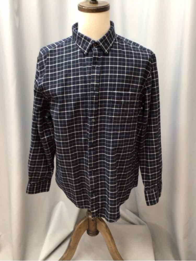 SIZE XX LARGE UNTUCKIT Men's SHIRTS
