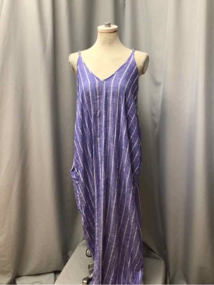 ELAN SIZE SMALL Ladies DRESS