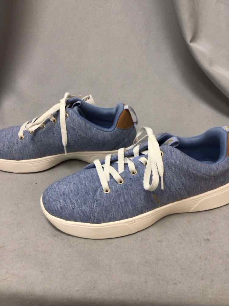 KEDS SIZE 8 Ladies SHOES