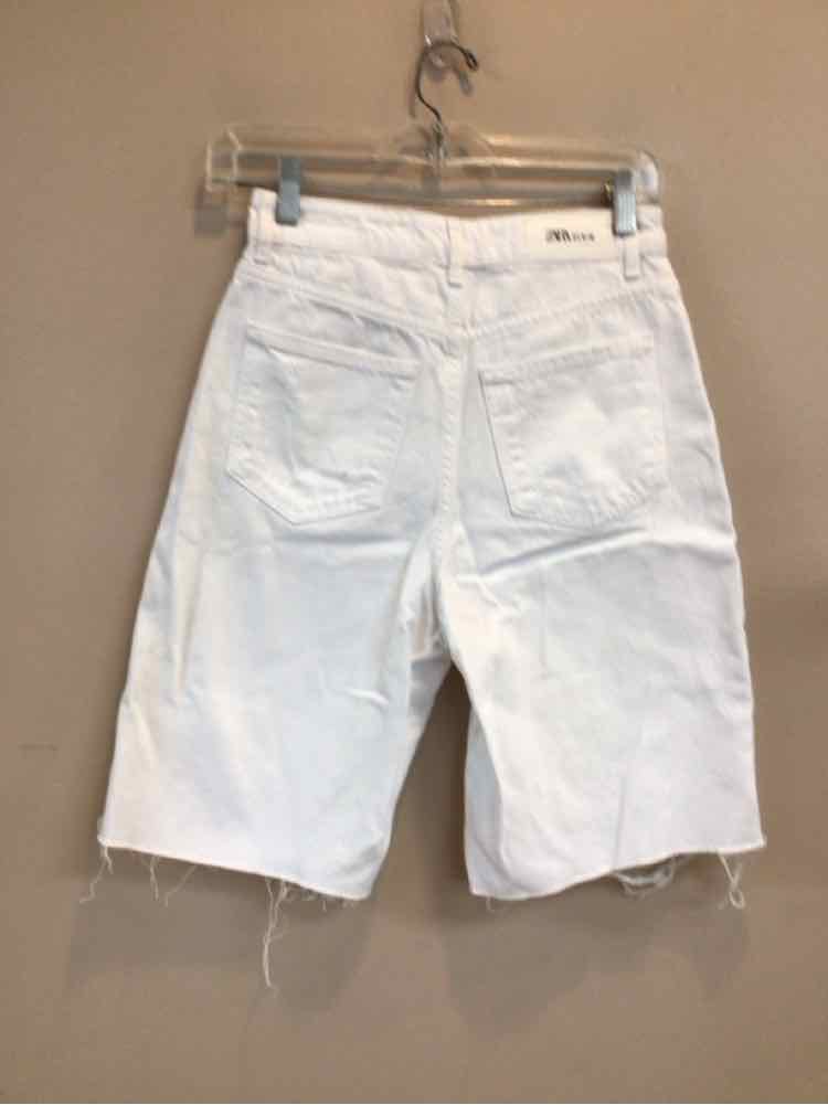ZARA SIZE 2 Ladies SHORTS