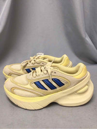 ADIDAS SIZE 9 Ladies SHOES