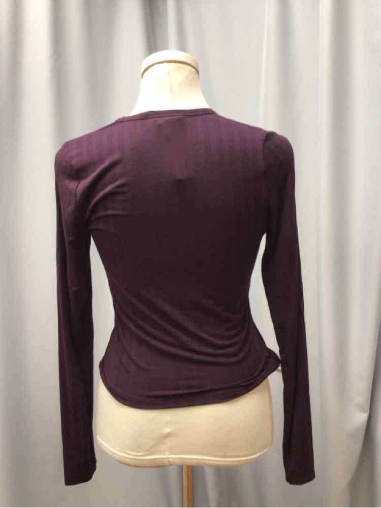 VICTORIA SECRET SIZE XSMALL Ladies TOP