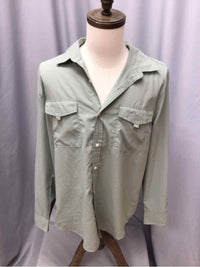 SIZE LARGE ST JOHN'S BAY Men's SHIRTS