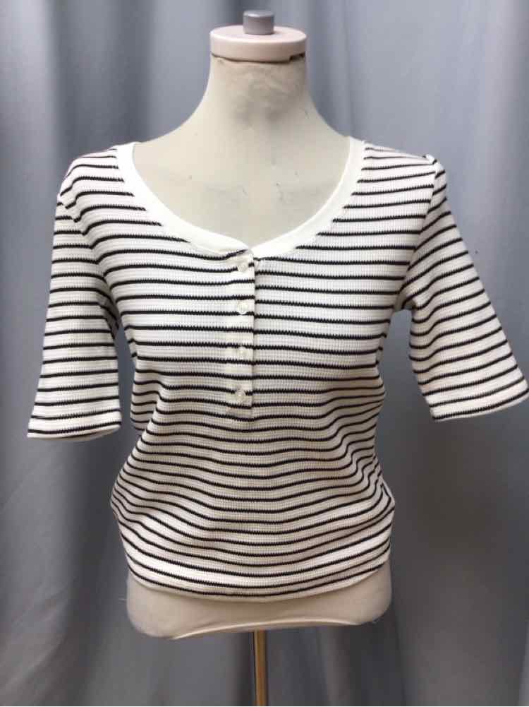 JOES SIZE MEDIUM Ladies TOP