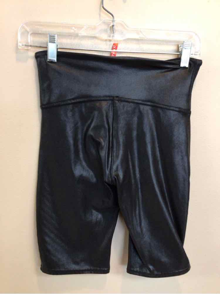 SPANX SIZE MEDIUM Ladies EXERCISE
