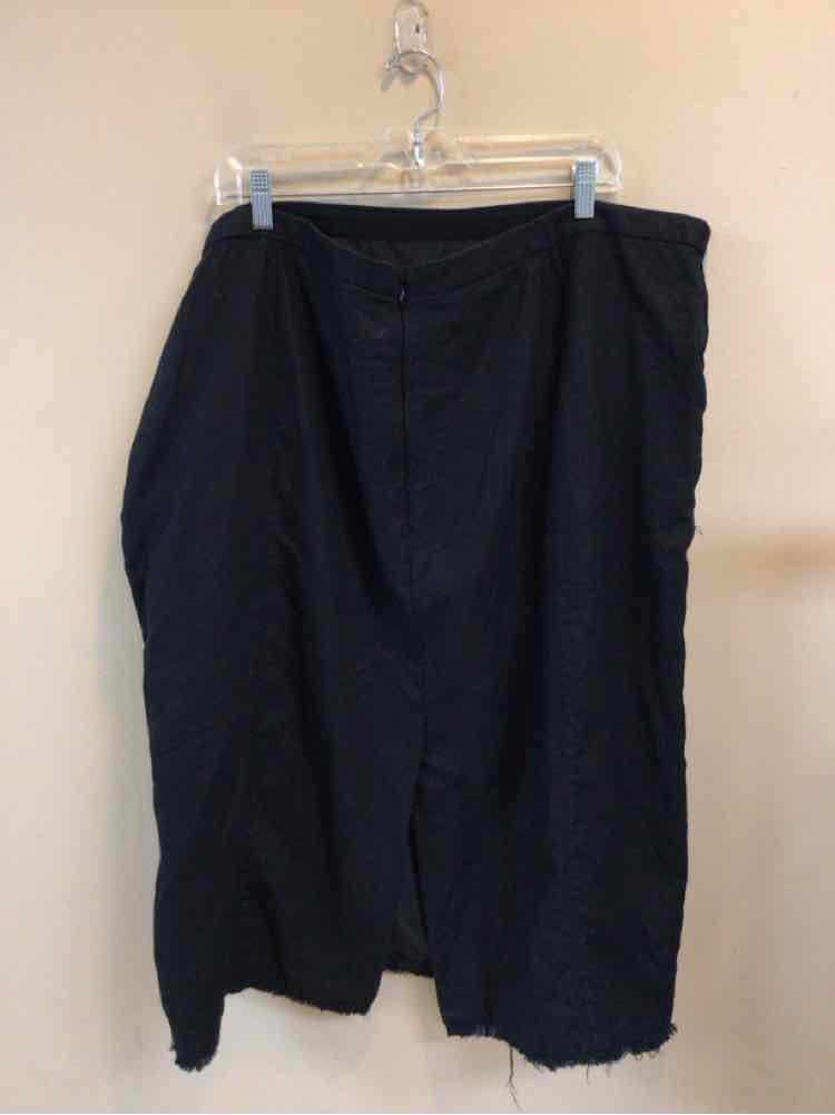 J CREW SIZE 24 Ladies SKIRT