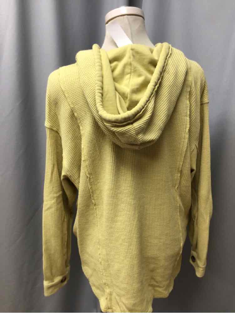 AMERICAN EAGLE SIZE MEDIUM Ladies TOP