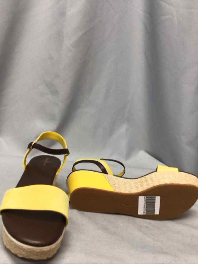 COLE HAAN SIZE 10 AA Ladies SHOES