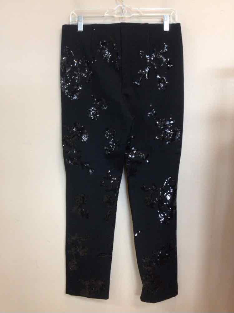 CHICOS SIZE 6 Ladies PANTS