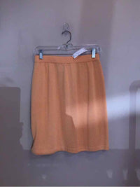 ST. JOHN SIZE 4 Ladies SKIRT