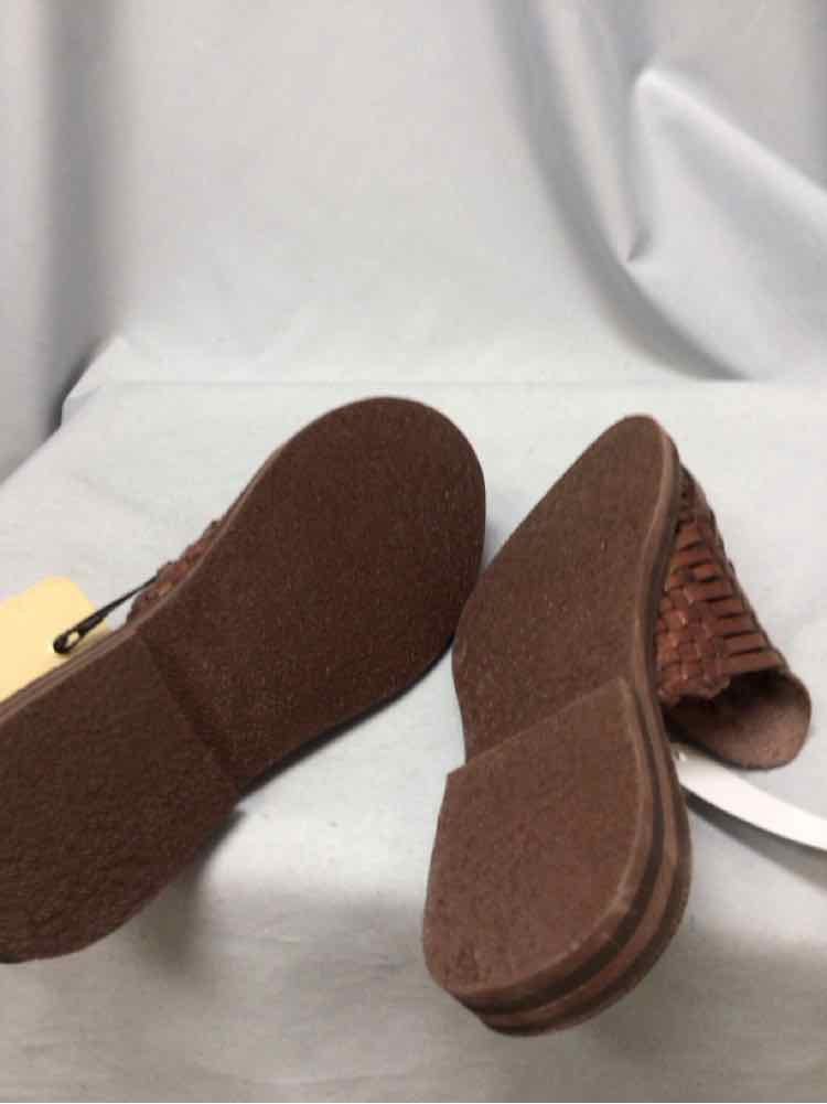 SIZE 11 CHAMULA Men's SHOES