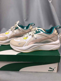 PUMA SIZE 9 1/2 Ladies SHOES