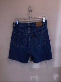LEVI STRAUSS & CO SIZE 28 Ladies SHORTS