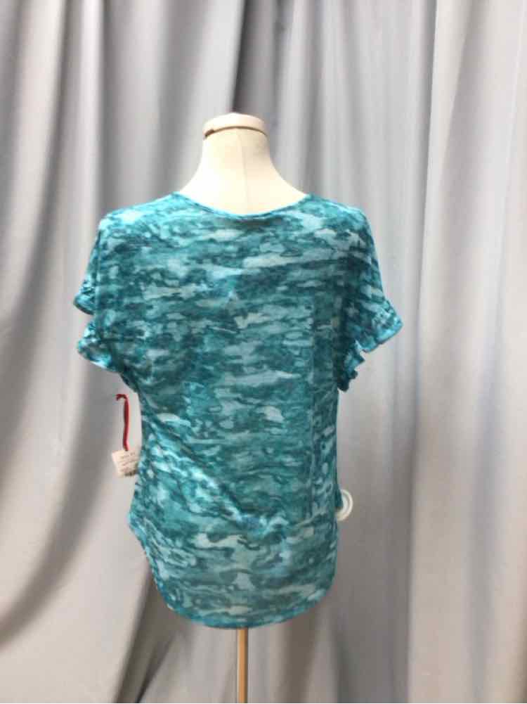 RUBY RD SIZE SMALL Ladies TOP