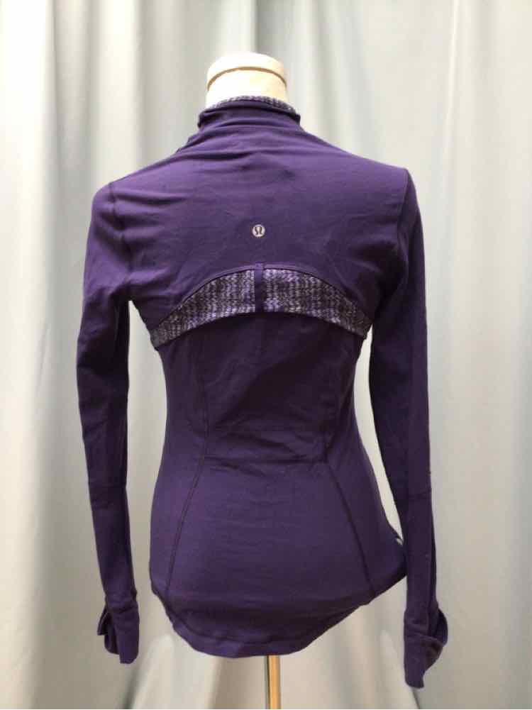LULULEMON SIZE 6 Ladies EXERCISE