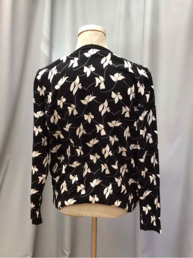 LANDS END SIZE LARGE PET Ladies TOP