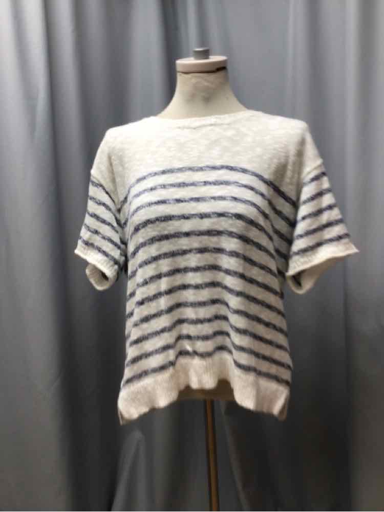 J CREW SIZE MEDIUM Ladies TOP