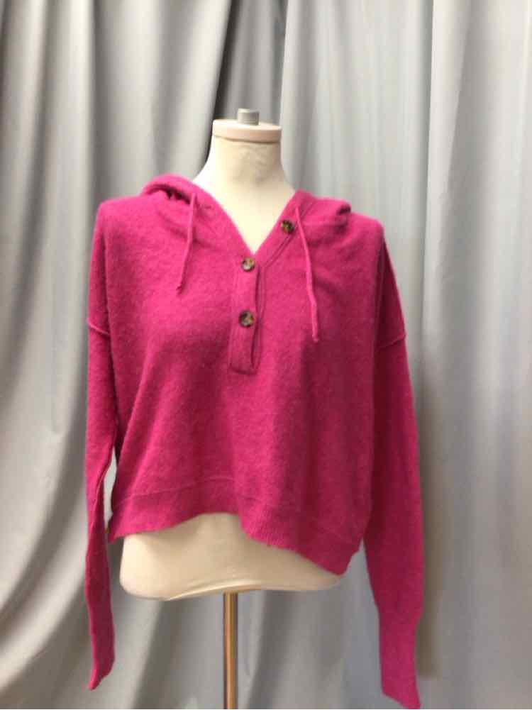 FREE PEOPLE SIZE SMALL Ladies TOP