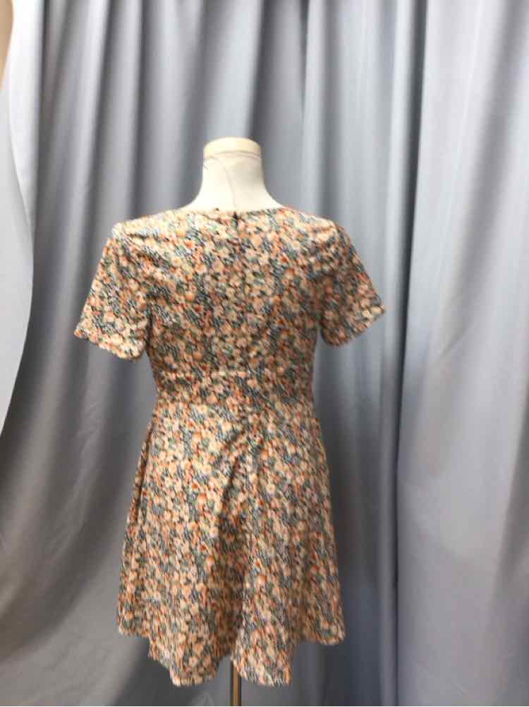 SHEIN SIZE 6 Ladies DRESS