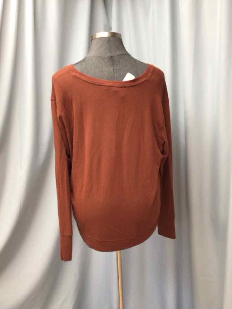 ATHLETA SIZE 2 X Ladies TOP
