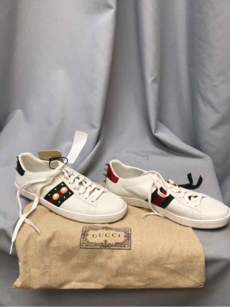 GUCCI SIZE 39 1/2 Ladies SHOES