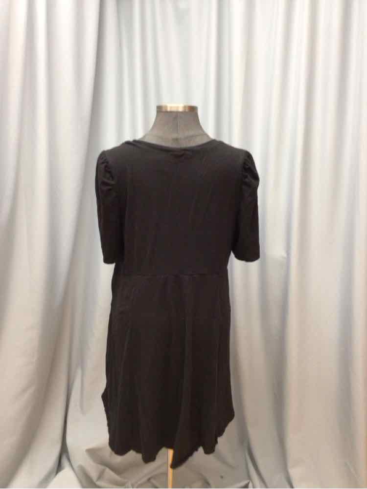TORRID SIZE 3 X Ladies DRESS