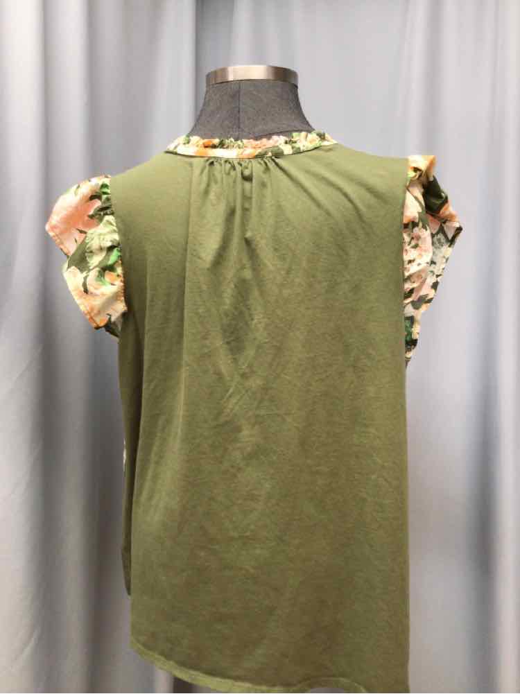 LANE BRYANT SIZE 22/24 Ladies BLOUSE