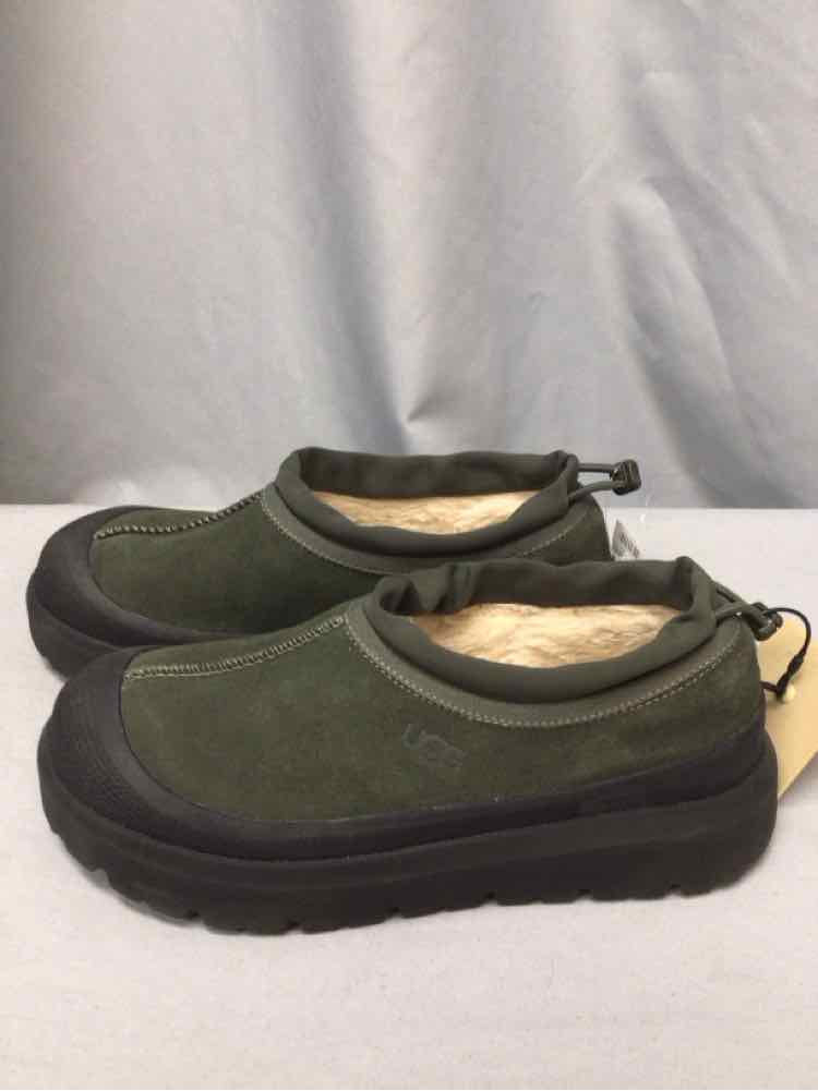 SIZE 8 UGG Men's SHOES
