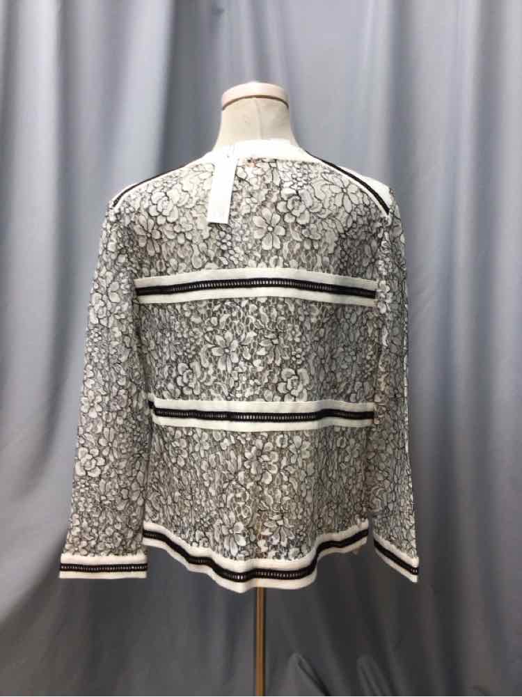 CHICOS SIZE LARGE Ladies BLAZER