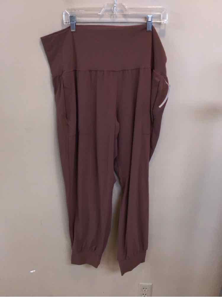 ATHLETA SIZE 3 X Ladies EXERCISE