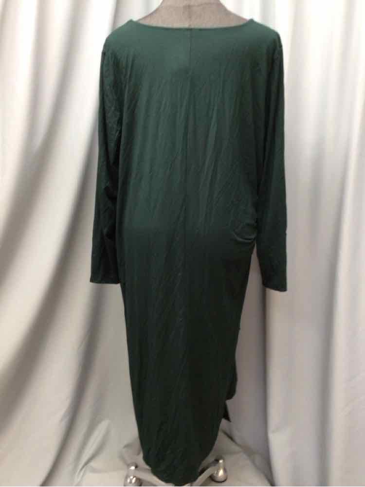 UNIVERSAL STANDARD SIZE X LARGE Ladies DRESS