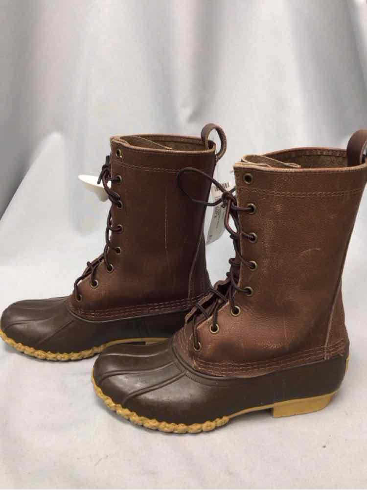 LL BEAN SIZE 8 Ladies SHOES
