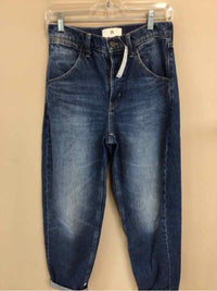 BANANA REPUBLIC SIZE 25 Ladies JEANS